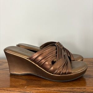 Bass Bronze Wedge Sandals